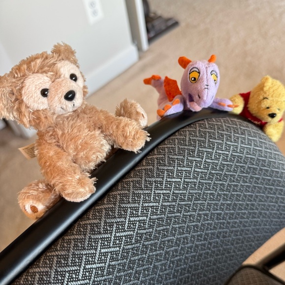 Disney Parks Duffy Bear Plush Magnet - Head Rotates - Picture 11 of 11